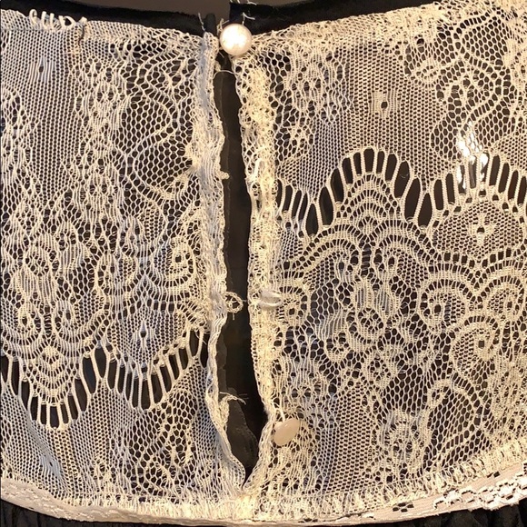 Cotton & Lace Crop Top - Picture 5 of 5